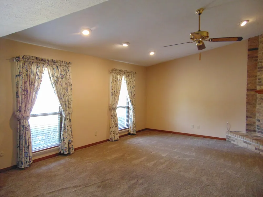 1110 Meandering Way Mesquite, TX 75150