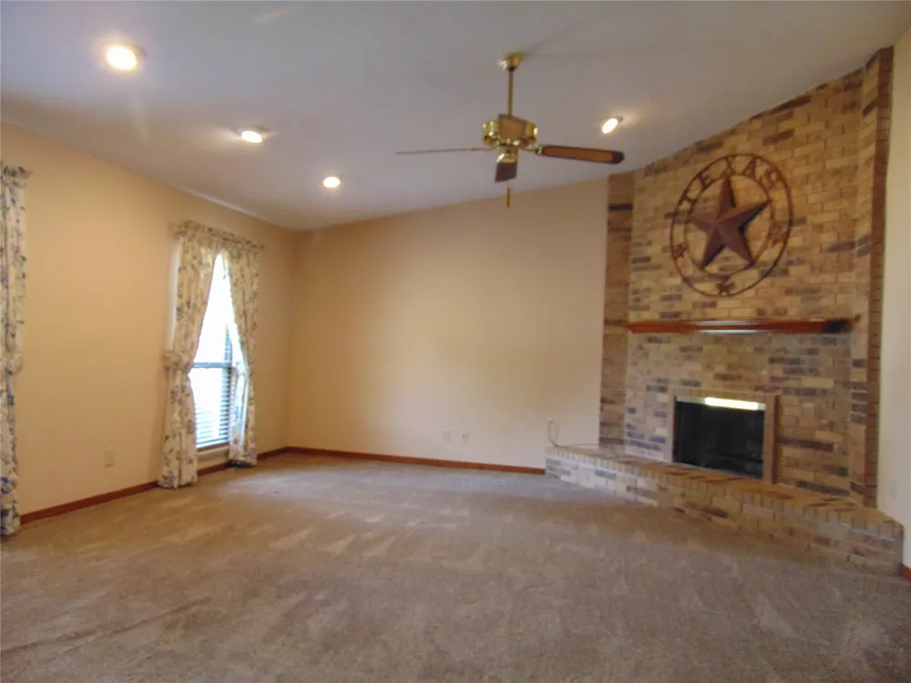 1110 Meandering Way Mesquite, TX 75150