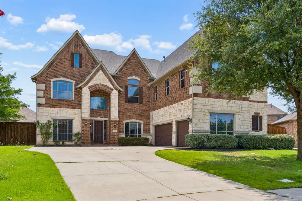 4136 Choctaw Drive Carrollton, TX 75010