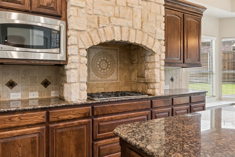 4136 Choctaw Drive Carrollton, TX 75010