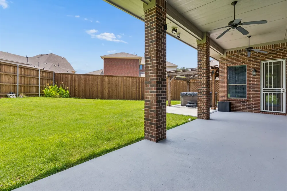 4136 Choctaw Drive Carrollton, TX 75010