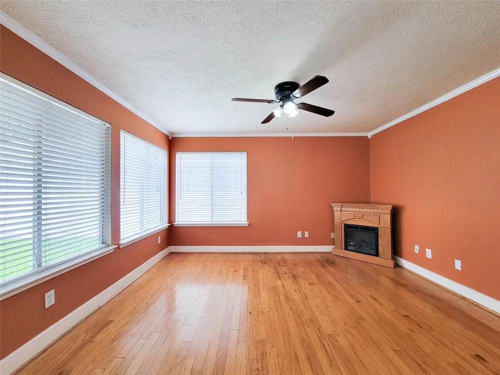 9607 Farrell Drive Houston, TX 77070