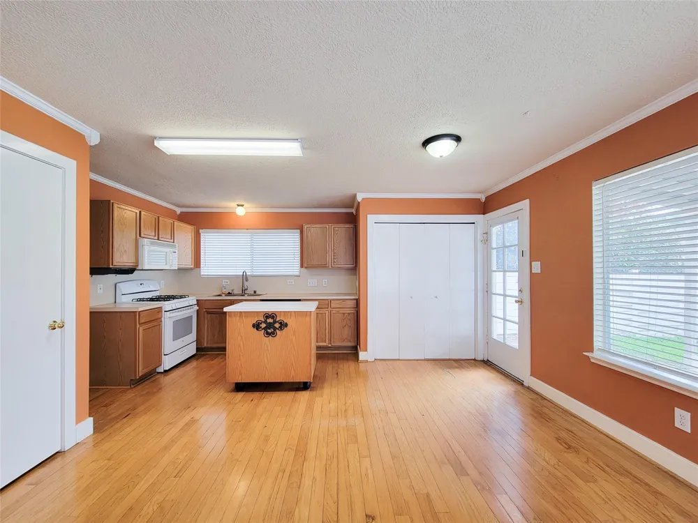 9607 Farrell Drive Houston, TX 77070