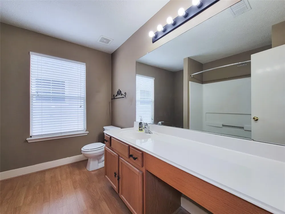 9607 Farrell Drive Houston, TX 77070