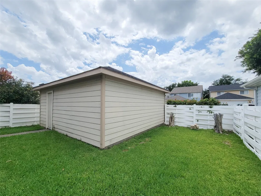 9607 Farrell Drive Houston, TX 77070