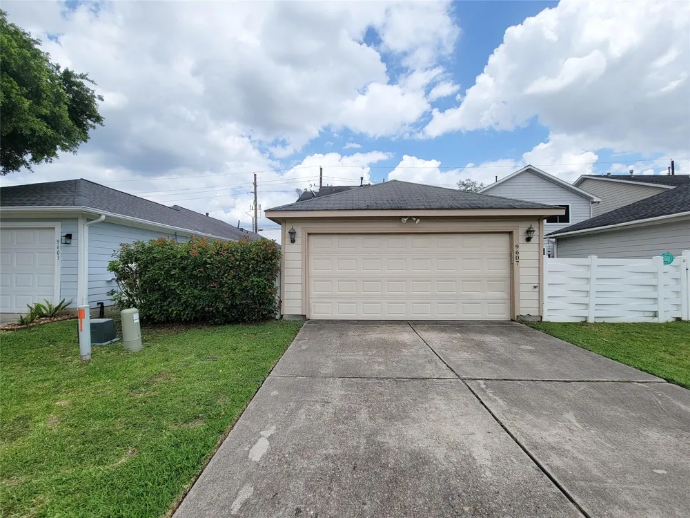 9607 Farrell Drive Houston, TX 77070