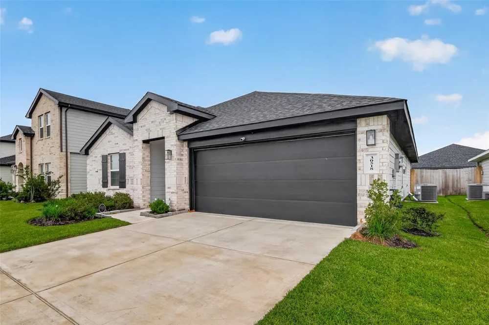 30518 White Cliff Court Fulshear, TX 77441