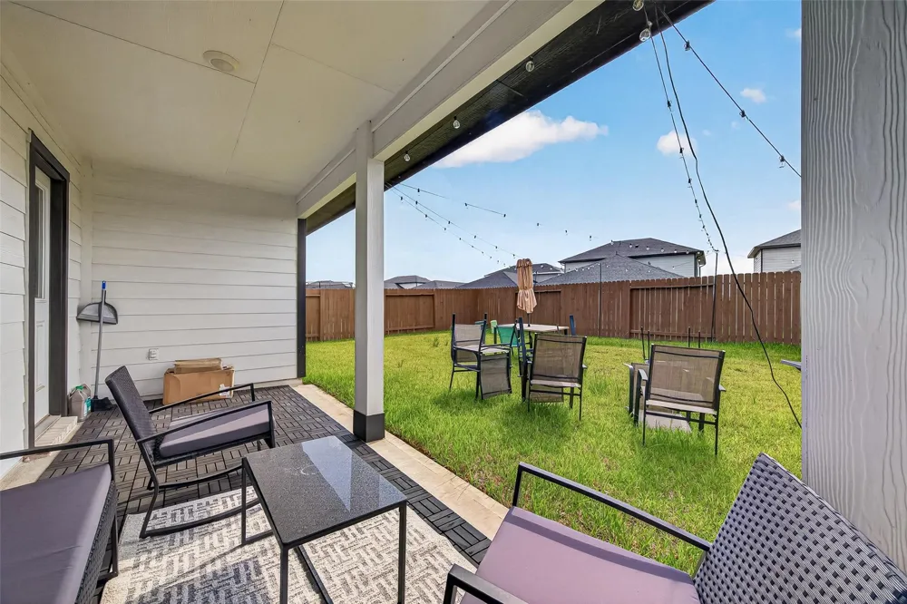 4222 Zeke Estates Lane Fulshear, TX 77441