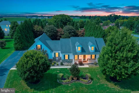 40 YEARLING COURT