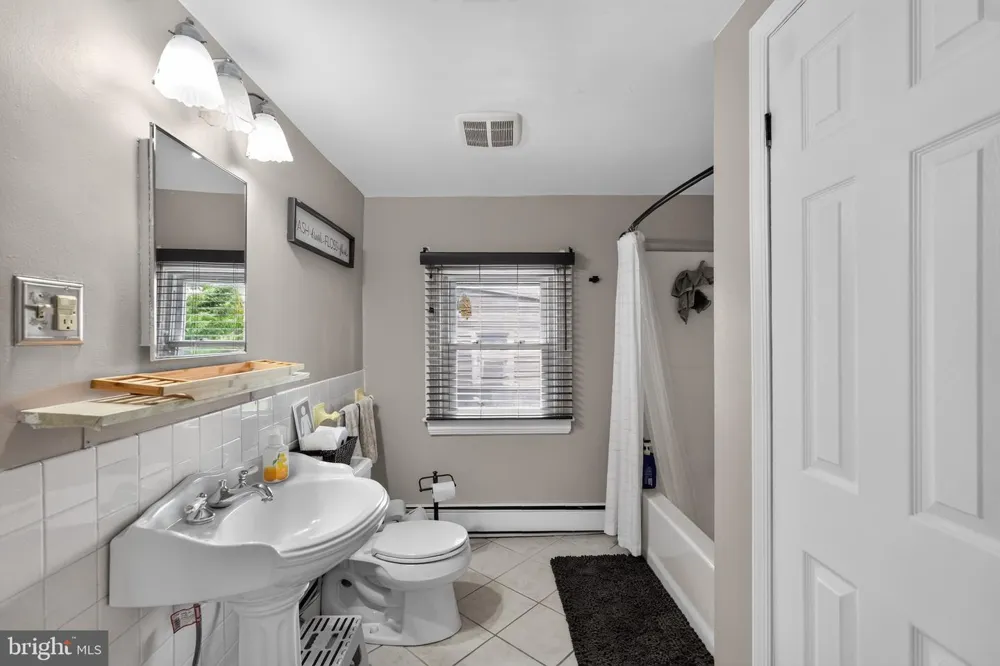 131 PENN STREET Lansdale, PA 19446