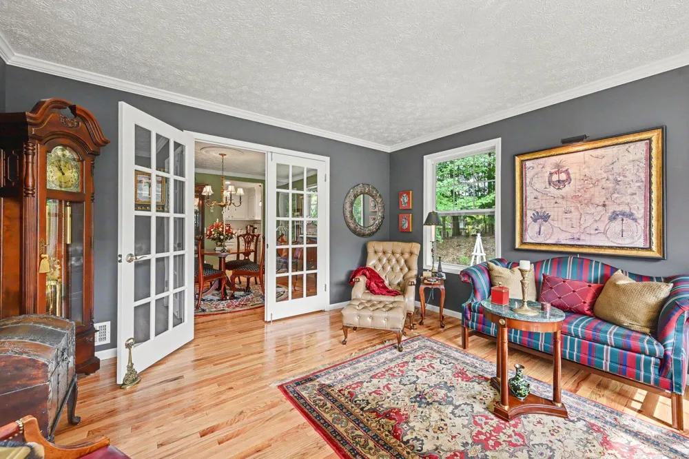 368 Summerset Drive Kalamazoo, MI 49009