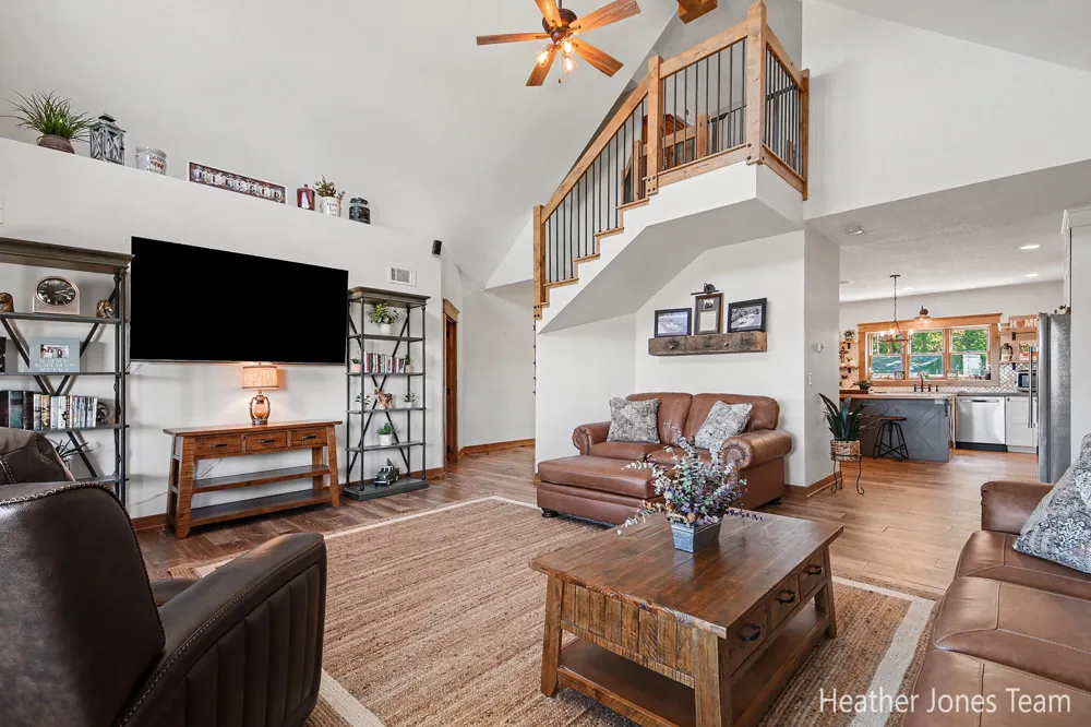 8872 E Spencer Road Crystal, MI 48818