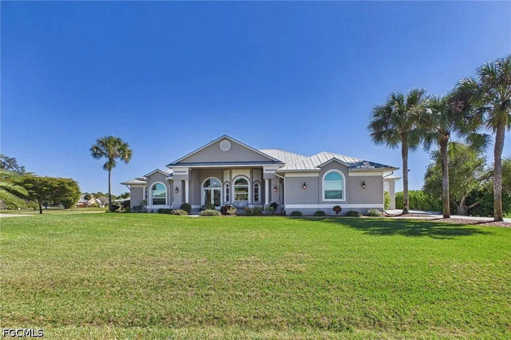 Riverchase Court Alva, FL 33920