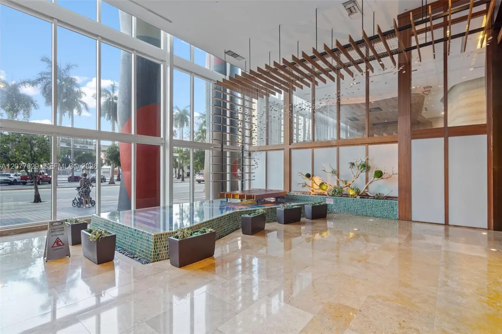 50 Biscayne Blvd #2507 Miami, FL 33132
