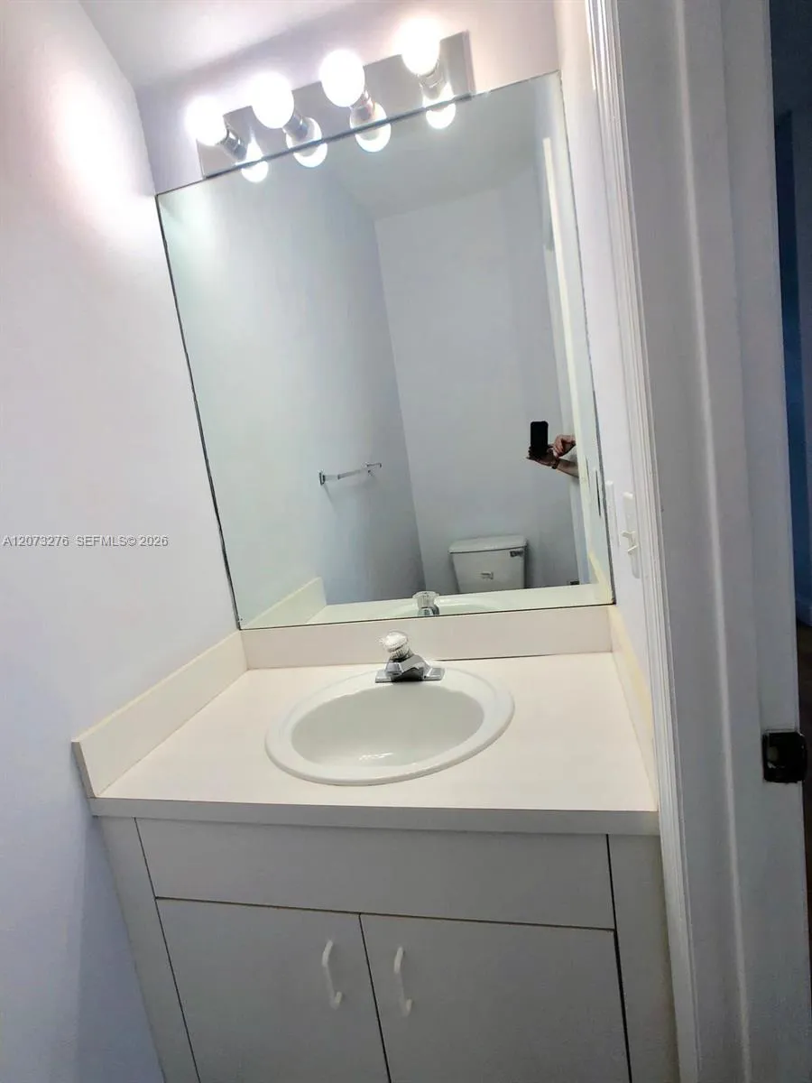 12218 SW 8th Ct Pembroke Pines, FL 33025