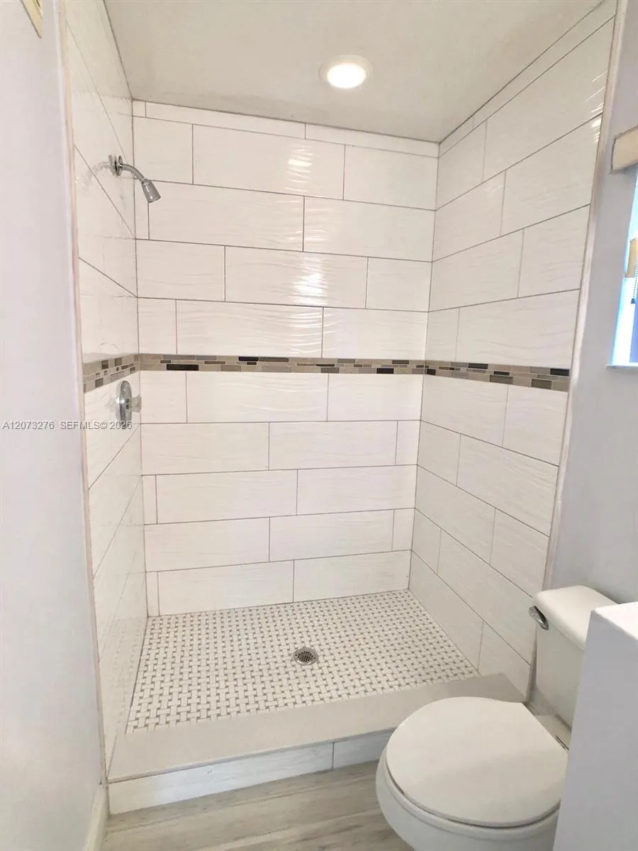12218 SW 8th Ct Pembroke Pines, FL 33025