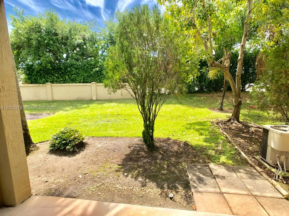 12218 SW 8th Ct Pembroke Pines, FL 33025