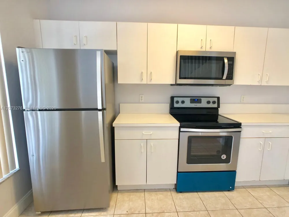 12218 SW 8th Ct Pembroke Pines, FL 33025