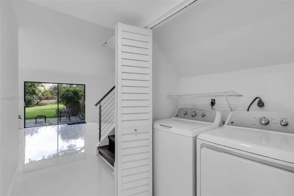 3843 Alcantara Ave #76B Doral, FL 33178