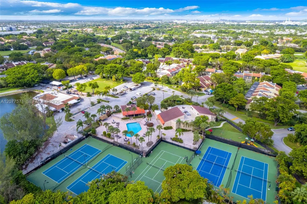 3843 Alcantara Ave #76B Doral, FL 33178