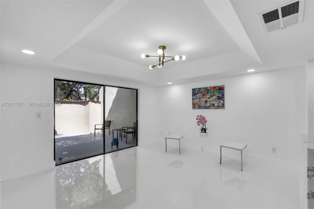 3843 Alcantara Ave #76B Doral, FL 33178