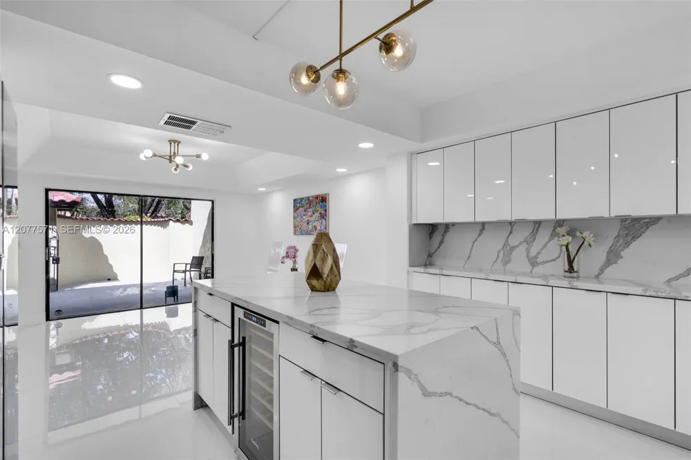 3843 Alcantara Ave #76B Doral, FL 33178