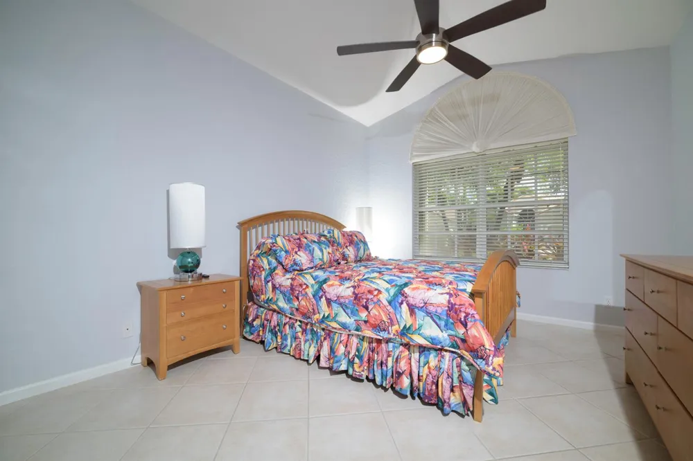 10052 Diamond Lake Drive Boynton Beach, FL 33437