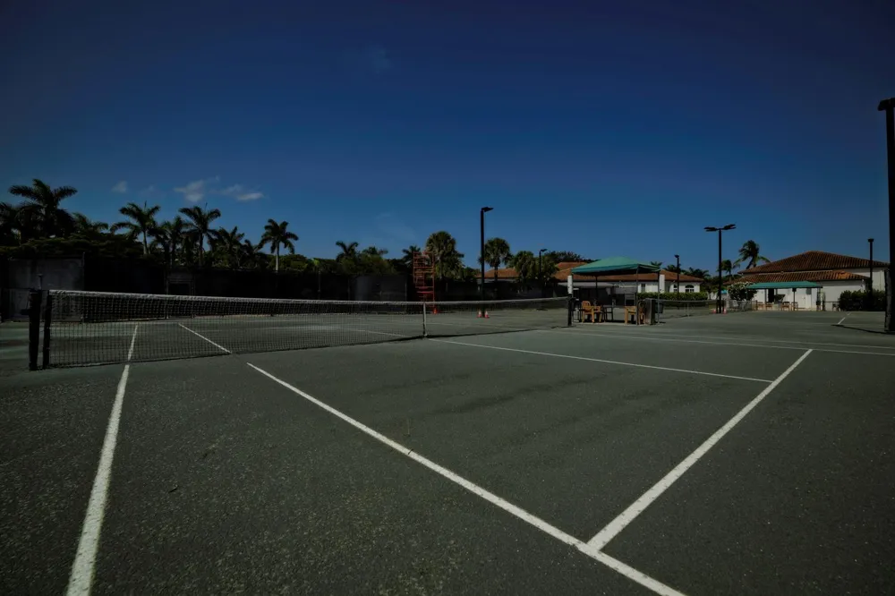 10052 Diamond Lake Drive Boynton Beach, FL 33437