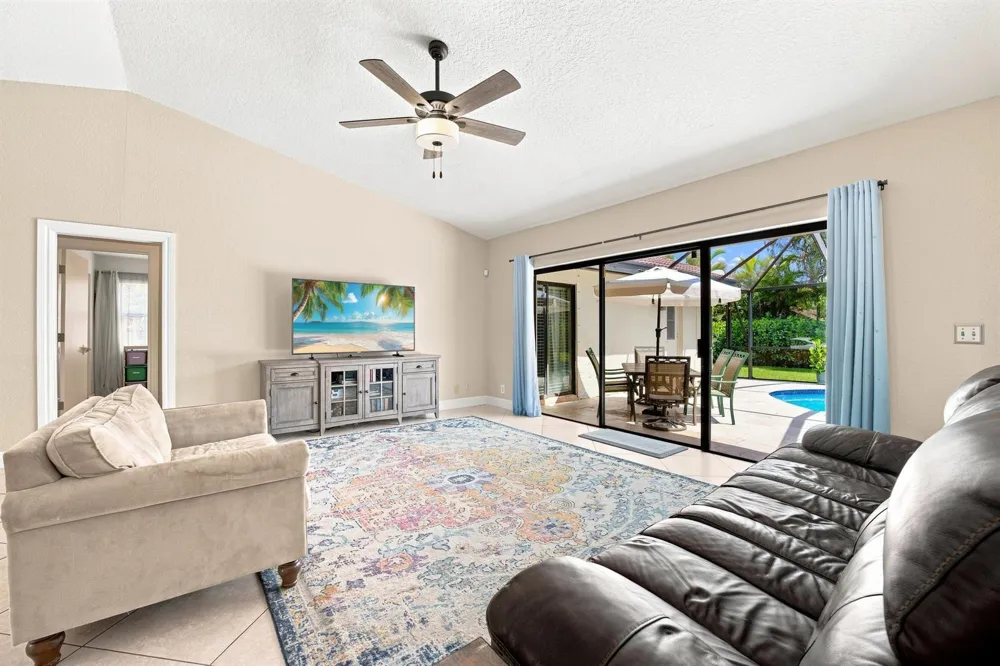 10666 NW 2ND PLACE Coral Springs, FL 33071