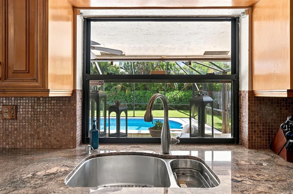 10666 NW 2ND PLACE Coral Springs, FL 33071