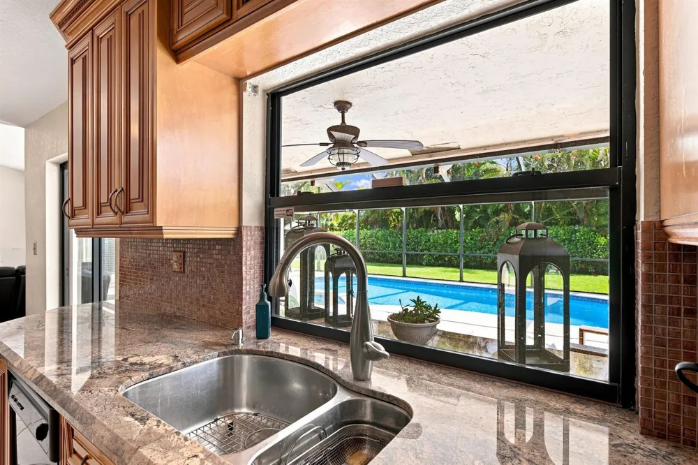 10666 NW 2ND PLACE Coral Springs, FL 33071