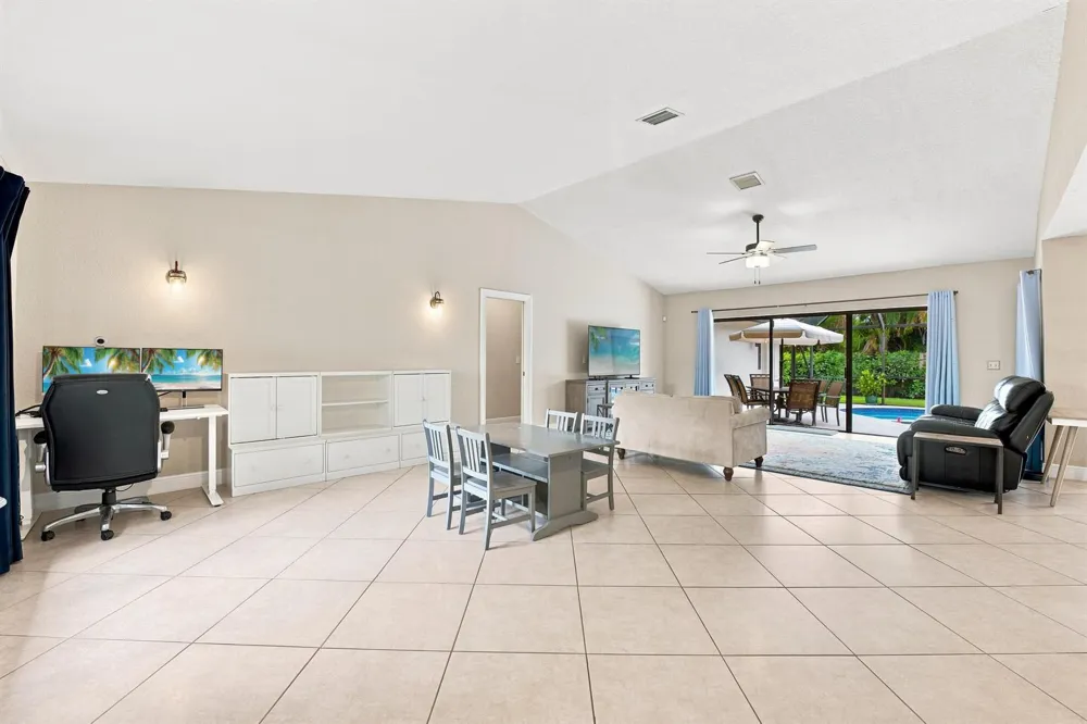 10666 NW 2ND PLACE Coral Springs, FL 33071
