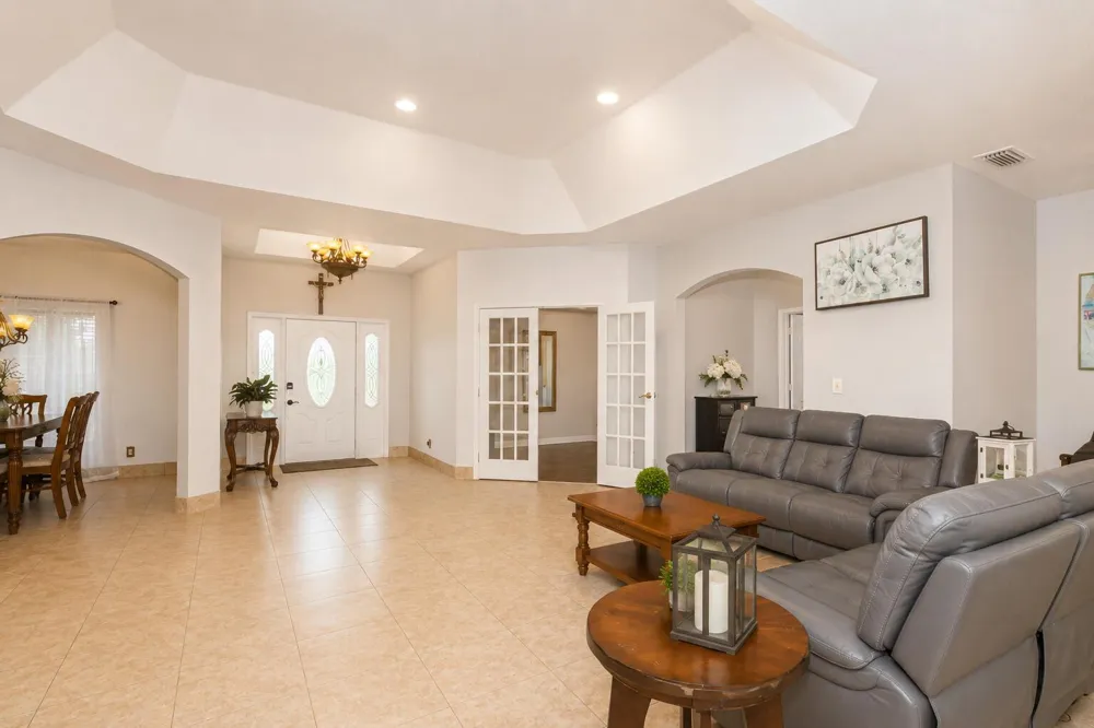 173 S Greenstar Avenue Pahokee, FL 33476