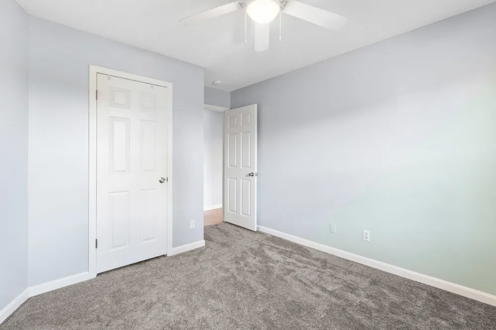 737 W Creek Dr Clarksville, TN 37040