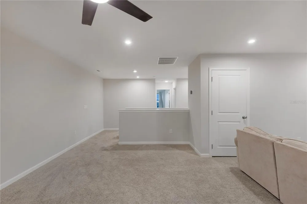 19431 MONARCH WIND WAY Lutz, FL 33558