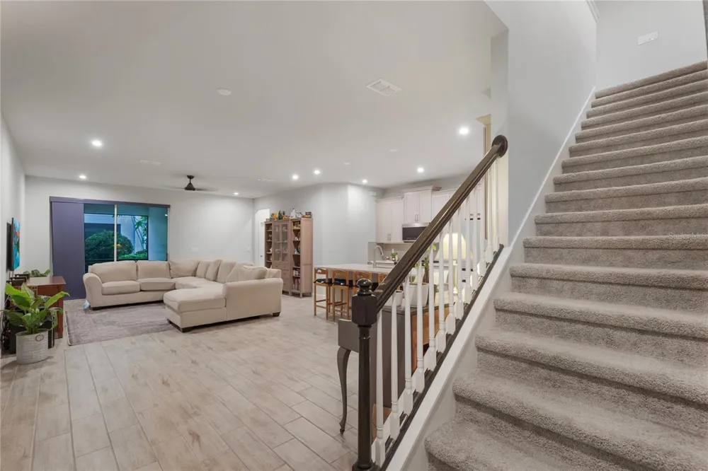 19431 MONARCH WIND WAY Lutz, FL 33558