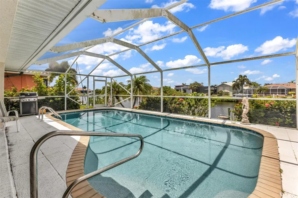 1352 PINE SISKIN DRIVE Punta Gorda, FL 33950