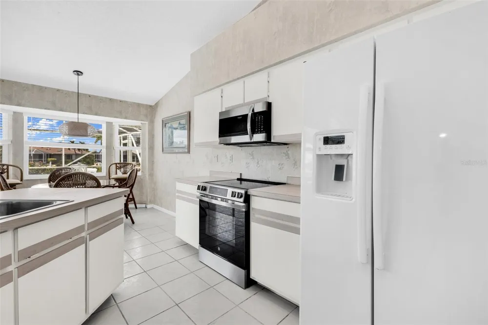 1352 PINE SISKIN DRIVE Punta Gorda, FL 33950