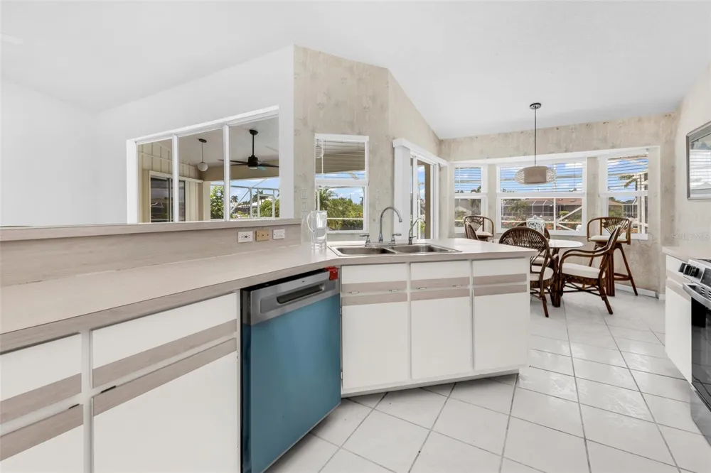 1352 PINE SISKIN DRIVE Punta Gorda, FL 33950