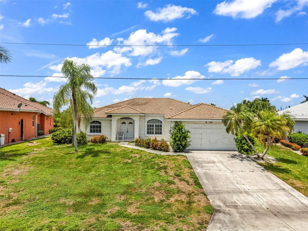 1352 PINE SISKIN DRIVE Punta Gorda, FL 33950