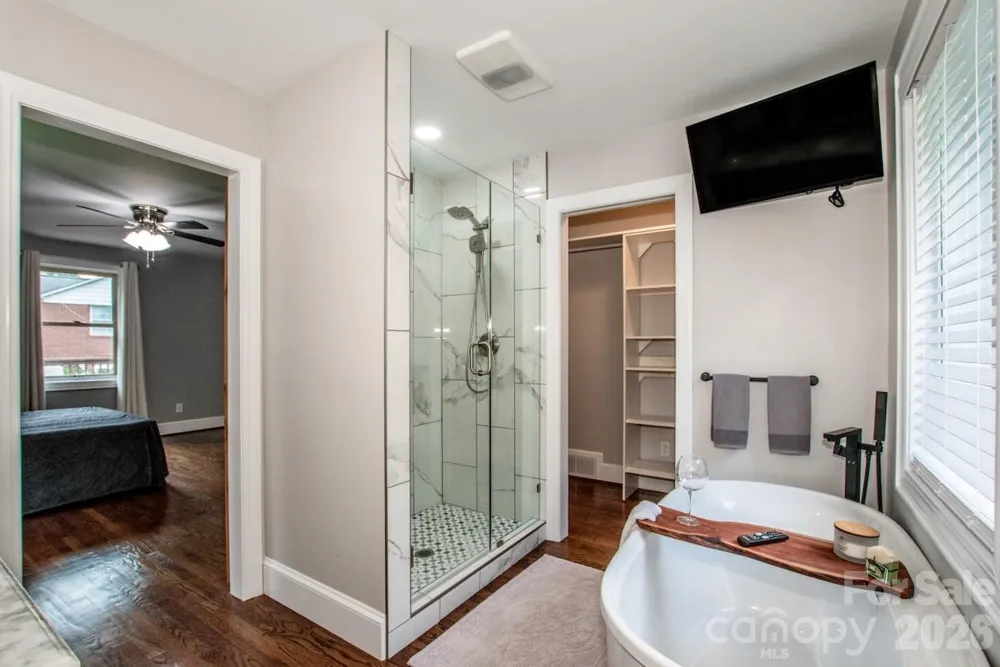 476 Summit Avenue Statesville, NC 28677