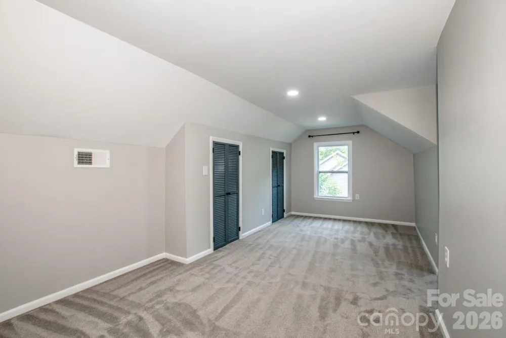 476 Summit Avenue Statesville, NC 28677