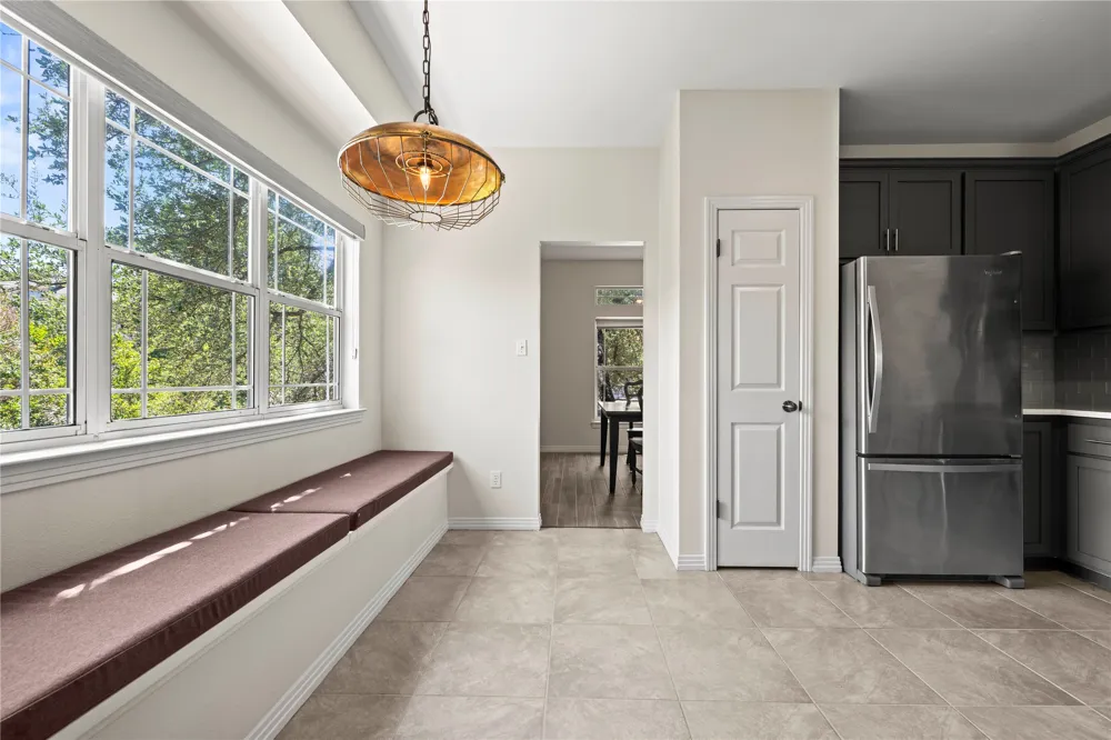 415 Hazeltine Drive Lakeway, TX 78734
