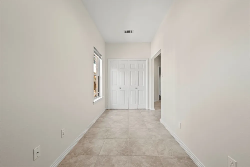 415 Hazeltine Drive Lakeway, TX 78734
