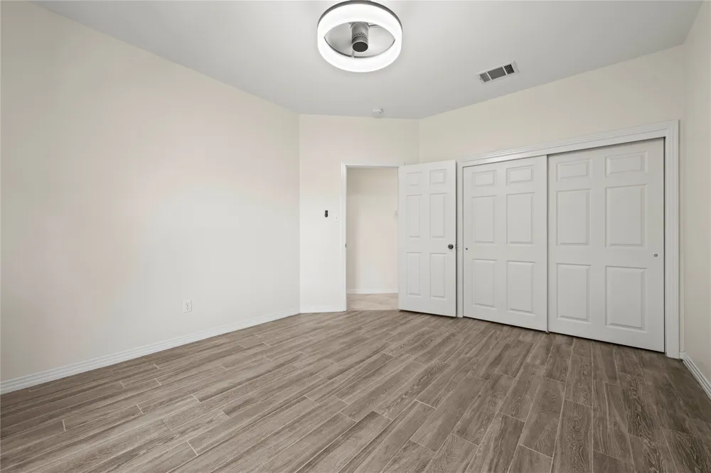 415 Hazeltine Drive Lakeway, TX 78734