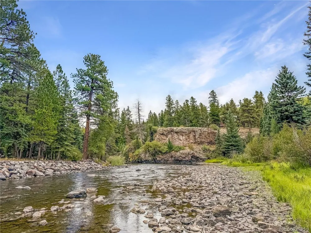 28 Bear Run St Antonito, CO 81120