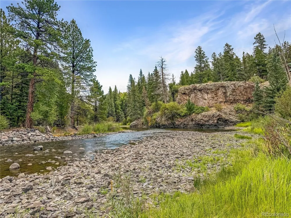 28 Bear Run St Antonito, CO 81120