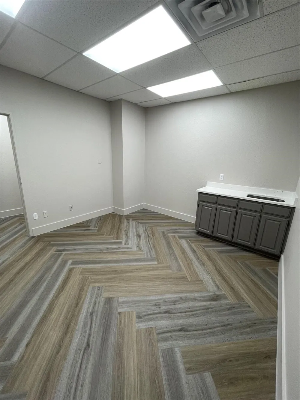 330 8th Street #104 Midlothian, TX 76065