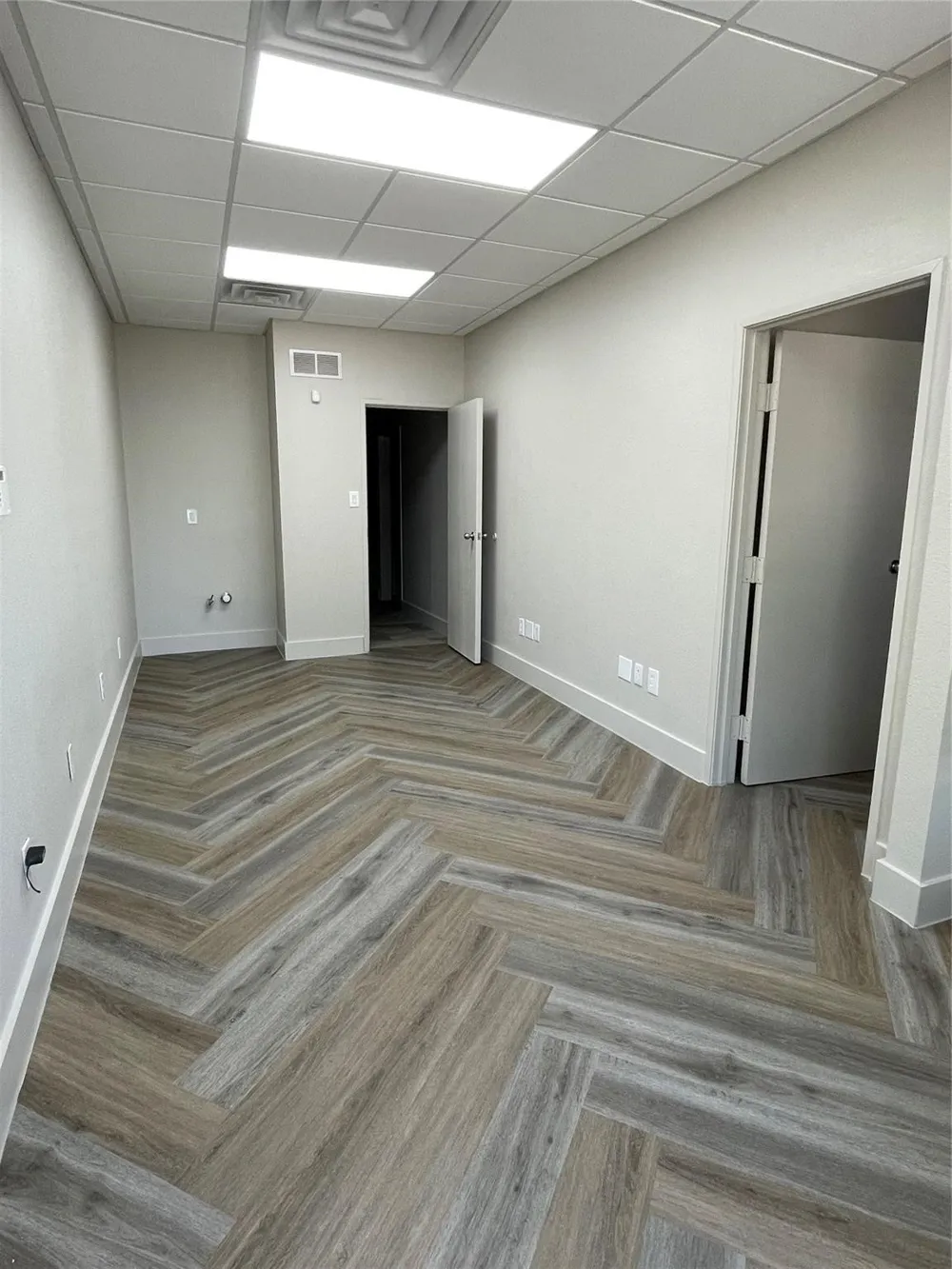 330 8th Street #104 Midlothian, TX 76065