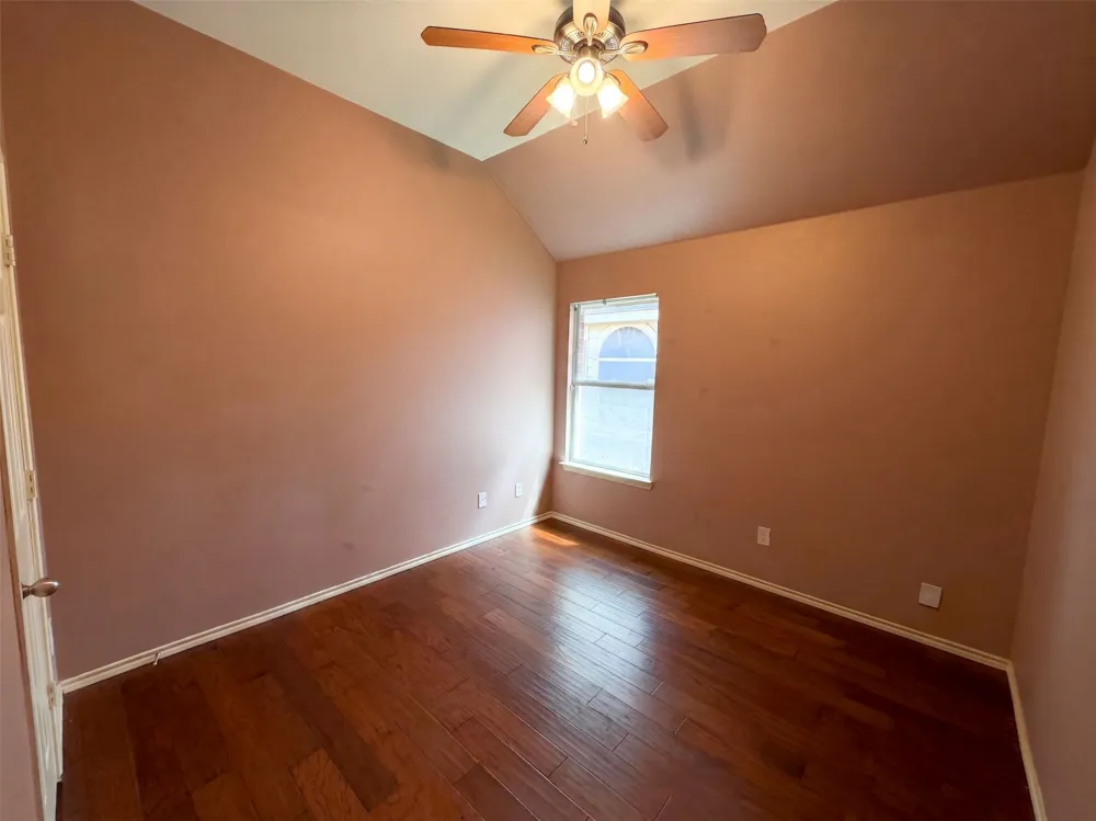 1213 Whitecreek Drive Glenn Heights, TX 75154